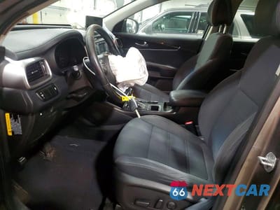 Zdjęcie 7 z 13 samochodu: 2016 KIA SORENTO LX VIN:5XYPGDA38GG037604 - miniatura
