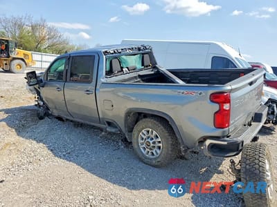 Drugie zdjęcie samochodu z przodu: 2024 CHEVROLET SILVERADO K2500 HEAVY DUTY LT VIN:1GC4YNE75RF132632 - miniatura