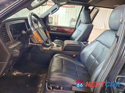 Zdjęcie 7 z 12 samochodu: 2013 LINCOLN NAVIGATOR L VIN:5LMJJ3J50DEL07828 - miniatura