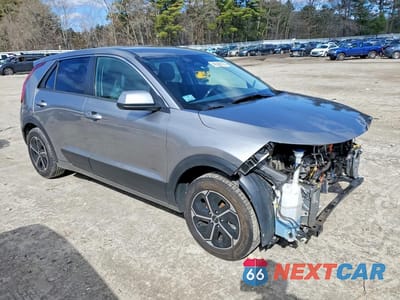 Czwarte zdjęcie samochodu z boku: 2023 KIA NIRO LX VIN:KNDCP3LE5P5064887 - miniatura