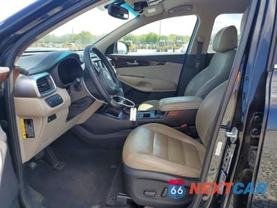 Zdjęcie 7 z 12 samochodu: 2017 KIA SORENTO LX VIN:5XYPG4A38HG236816 - miniatura