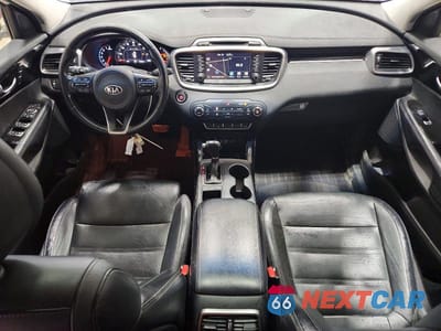 Zdjęcie 8 z 13 samochodu: 2016 KIA SORENTO SX V6 VIN:5XYPKDA50GG016701 - miniatura
