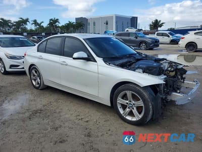 Czwarte zdjęcie samochodu z boku: 2013 BMW 328 I VIN:WBA3A5G52DNP25100 - miniatura