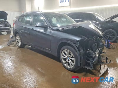 Czwarte zdjęcie samochodu z boku: 2013 BMW X1 XDRIVE28I VIN:WBAVL1C55DVR86867 - miniatura