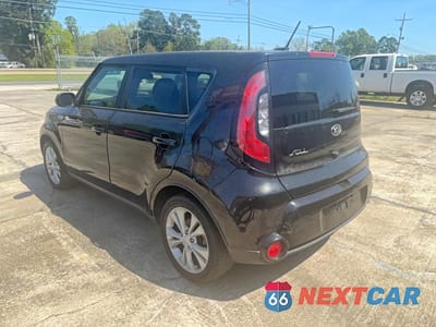 Trzecie zdjęcie samochodu z tyłu: 2016 KIA SOUL + VIN:KNDJP3A5XG7400547 - miniatura