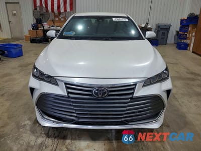 Piąte zdjęcie samochodu w środku: 2020 TOYOTA AVALON XLE VIN:4T1JZ1FB0LU053136 - miniatura