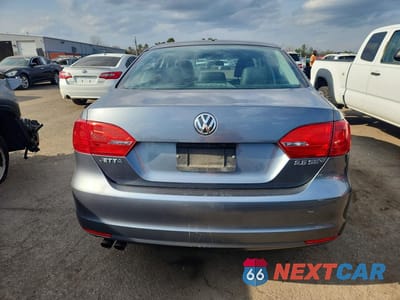Zdjęcie 6 z 11 samochodu: 2013 VOLKSWAGEN JETTA SE VIN:3VWDP7AJ3DM220097 - miniatura