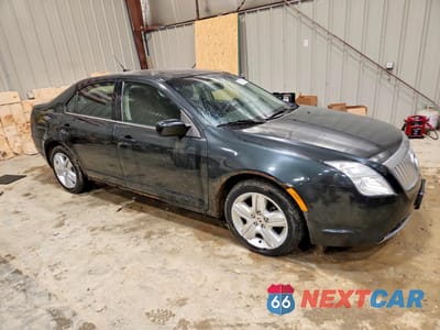 Czwarte zdjęcie samochodu z boku: 2010 MERCURY MILAN VIN:3MEHM0HA6AR637480 - miniatura