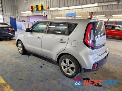 Drugie zdjęcie samochodu z przodu: 2017 KIA SOUL BASE VIN:KNDJN2A29H7462609 - miniatura