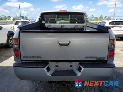 Zdjęcie 6 z 14 samochodu: 2008 HONDA RIDGELINE RTX VIN:2HJYK16348H509208 - miniatura