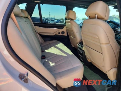 Zdjęcie 10 z 12 samochodu: 2016 BMW X5 XDR40E VIN:5UXKT0C54G0S77959 - miniatura