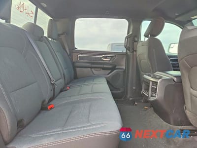 Zdjęcie 10 z 12 samochodu: 2022 RAM 1500 BIG HORN VIN:1C6RREFG0NN383017 - miniatura