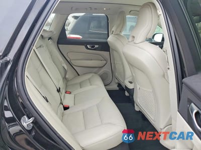 Zdjęcie 11 z 13 samochodu: 2024 VOLVO XC60 CORE VIN:YV4L12RK5R1755921 - miniatura
