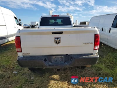 Zdjęcie 6 z 11 samochodu: 2018 RAM 2500 ST VIN:3C6UR5HJ7JG317151 - miniatura