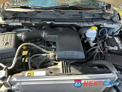 Zdjęcie 7 z 10 samochodu: 2022 RAM 1500 CLASSIC TRADESMAN VIN:3C6JR6DGXNG300823 - miniatura