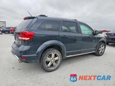 Trzecie zdjęcie samochodu z tyłu: 2017 DODGE JOURNEY CROSSROAD VIN:3C4PDCGGXHT626189 - miniatura