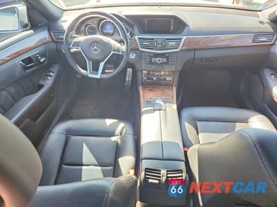 Zdjęcie 8 z 11 samochodu: 2013 MERCEDES-BENZ E 350 4MATIC VIN:WDDHF8JB7DA721681 - miniatura