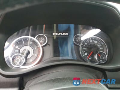 Zdjęcie 9 z 12 samochodu: 2024 RAM 3500 BIG HORN VIN:3C63RRHLXRG273372 - miniatura