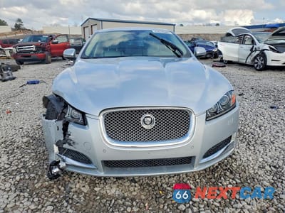 Piąte zdjęcie samochodu w środku: 2012 JAGUAR XF PORTFOLIO VIN:SAJWA0HB3CLS38572 - miniatura