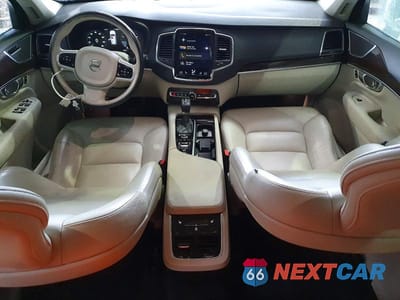 Zdjęcie 8 z 12 samochodu: 2019 VOLVO XC90 T6 MOMENTUM VIN:YV4A22PKXK1472606 - miniatura