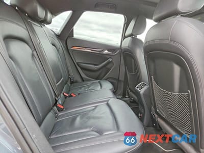 Zdjęcie 11 z 12 samochodu: 2016 AUDI Q3 PRESTIGE VIN:WA1GFCFS6GR020941 - miniatura