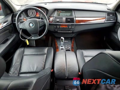 Zdjęcie 8 z 11 samochodu: 2013 BMW X5 XDRIVE35I VIN:5UXZV4C59D0E01187 - miniatura