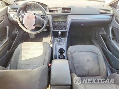 Zdjęcie 8 z 11 samochodu: 2013 VOLKSWAGEN PASSAT S VIN:1VWAH7A32DC044906 - miniatura