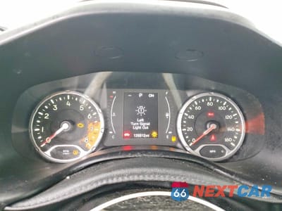 Zdjęcie 9 z 13 samochodu: 2017 JEEP RENEGADE LATITUDE VIN:ZACCJBBB8HPE97812 - miniatura