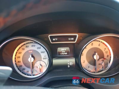 Zdjęcie 9 z 12 samochodu: 2015 MERCEDES-BENZ CLA 250 VIN:WDDSJ4EB9FN284429 - miniatura
