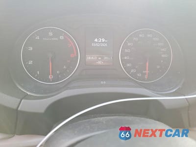 Zdjęcie 9 z 11 samochodu: 2015 AUDI A3 PREMIUM VIN:WAUBFGFF8F1054111 - miniatura