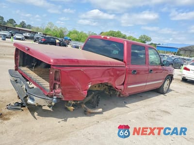 Trzecie zdjęcie samochodu z tyłu: 2005 GMC NEW SIERRA C1500 VIN:2GTEC13T751228064 - miniatura
