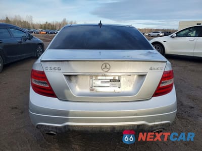 Zdjęcie 6 z 13 samochodu: 2012 MERCEDES-BENZ C 350 4MATIC VIN:WDDGF8JBXCA622721 - miniatura