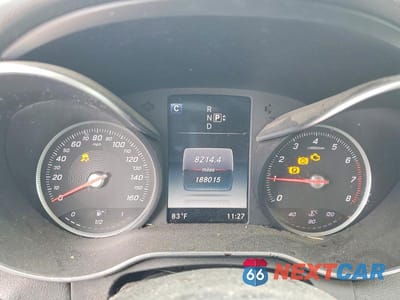 Zdjęcie 9 z 11 samochodu: 2015 MERCEDES-BENZ C 300 VIN:55SWF4JB3FU063957 - miniatura