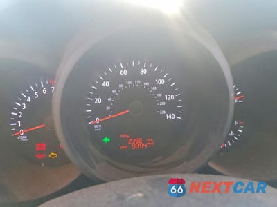 Zdjęcie 9 z 11 samochodu: 2013 KIA SOUL BASE VIN:KNDJT2A56D7596598 - miniatura