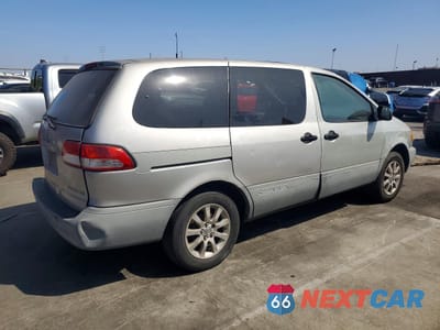 Trzecie zdjęcie samochodu z tyłu: 2001 TOYOTA SIENNA CE VIN:4T3ZF19C41U374598 - miniatura