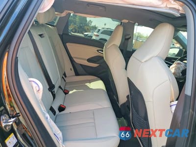 Zdjęcie 11 z 13 samochodu: 2025 AUDI Q6 E-TRON PREMIUM PLUS VIN:WA124BGF2SA018106 - miniatura