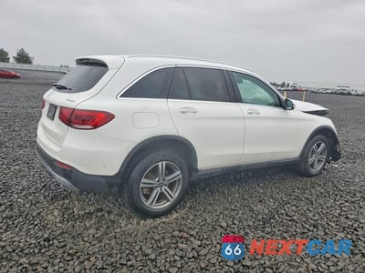 Trzecie zdjęcie samochodu z tyłu: 2021 MERCEDES-BENZ GLC 300 4MATIC VIN:W1N0G8EB1MF918775 - miniatura