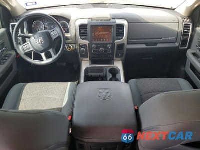 Zdjęcie 8 z 11 samochodu: 2016 RAM 1500 SLT VIN:3C6RR6LT2GG352161 - miniatura