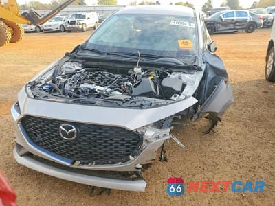 Piąte zdjęcie samochodu w środku: 2025 MAZDA 3 SELECT SPORT VIN:JM1BPABM3S1774458 - miniatura