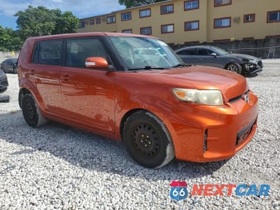 Czwarte zdjęcie samochodu z boku: 2012 SCION XB RELEASE SERIES 9.0 VIN:JTLZE4FE5CJ004356 - miniatura