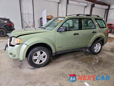 2008 FORD ESCAPE XLS 1FMCU02Z88KA86182 - główne zdjęcie licytacji z USA - miniatura