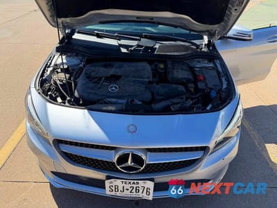 Zdjęcie 7 z 14 samochodu: 2018 MERCEDES-BENZ CLA 250 VIN:WDDSJ4EB1JN508060 - miniatura