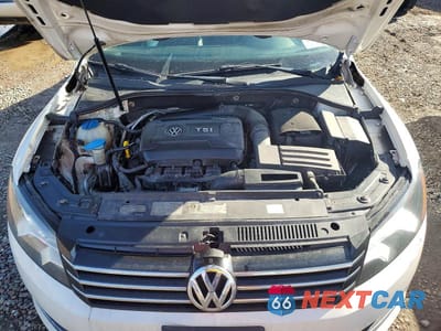 Zdjęcie 11 z 12 samochodu: 2014 VOLKSWAGEN PASSAT SE VIN:1VWBT7A31EC070756 - miniatura