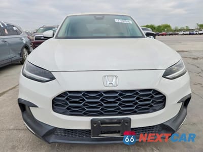 Piąte zdjęcie samochodu w środku: 2023 HONDA HR-V LX VIN:3CZRZ1H37PM741121 - miniatura
