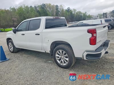 Drugie zdjęcie samochodu z przodu: 2022 CHEVROLET SILVERADO LTD C1500 CUSTOM VIN:1GCPWBEK3NZ145121 - miniatura