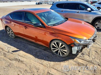 Czwarte zdjęcie samochodu z boku: 2020 NISSAN ALTIMA 2.5 SR VIN:1N4BL4CV7LC115962 - miniatura
