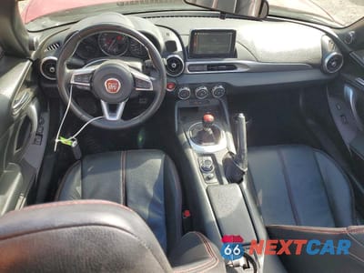Zdjęcie 8 z 12 samochodu: 2017 FIAT 124 SPIDER CLASSICA VIN:JC1NFAEK0H0127702 - miniatura