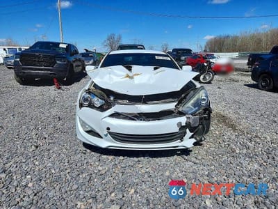 Piąte zdjęcie samochodu w środku: 2014 HYUNDAI GENESIS COUPE 2.0T VIN:KMHHT6KD2EU120553 - miniatura