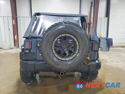 Zdjęcie 6 z 14 samochodu: 2007 JEEP WRANGLER X VIN:1J4FA241X7L136905 - miniatura