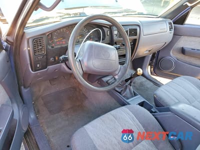 Zdjęcie 8 z 13 samochodu: 1999 TOYOTA TACOMA V6 VIN:4TAWN72N0XZ512324 - miniatura